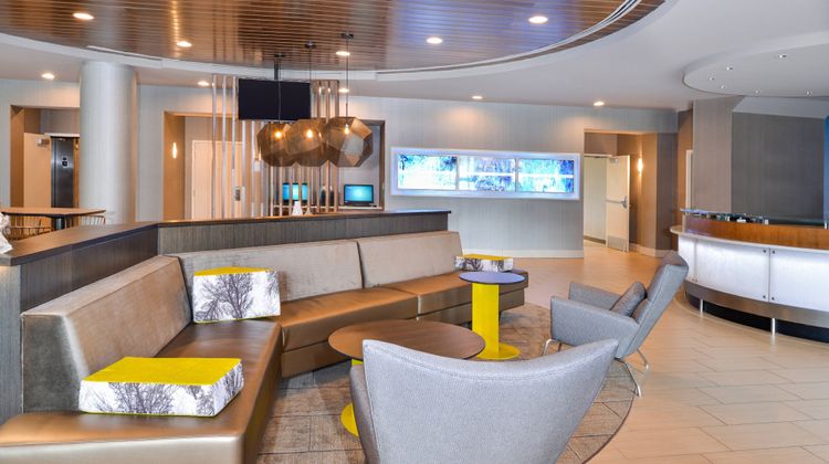 SpringHill Suites Fairfax Fair Oaks Lobby