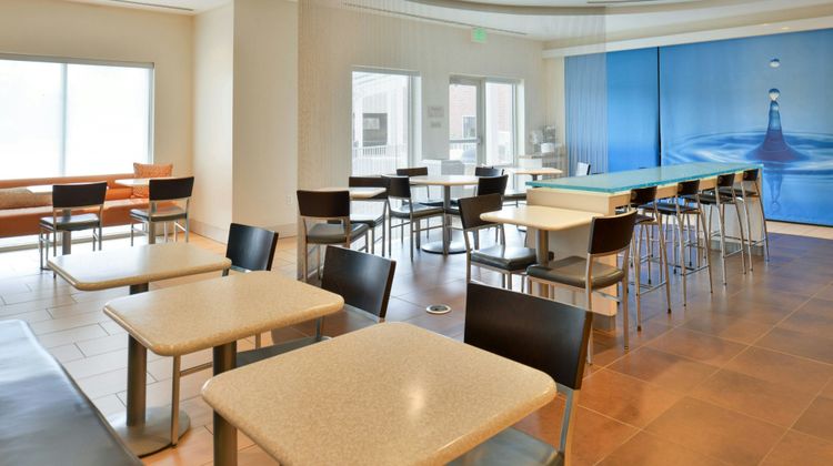 SpringHill Suites Fairfax Fair Oaks Restaurant