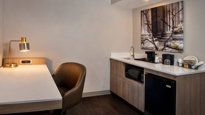 <b>SpringHill Suites by Marriott Room</b>. Images powered by <a href="https://www.leonardoworldwide.com/" title="Leonardo Worldwide" target="_blank">Leonardo</a>.