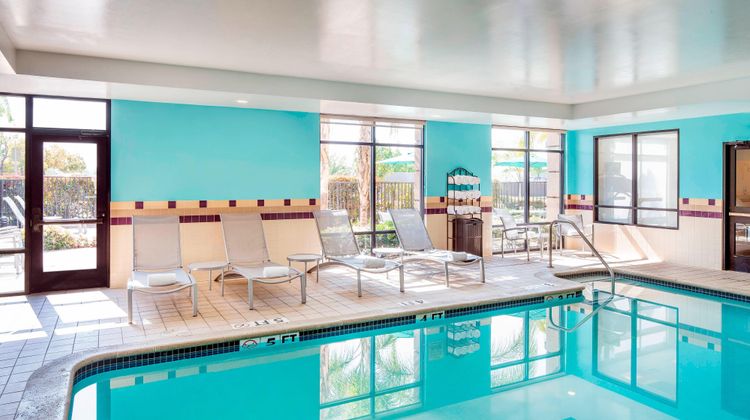 SpringHill Suites Bakersfield Pool