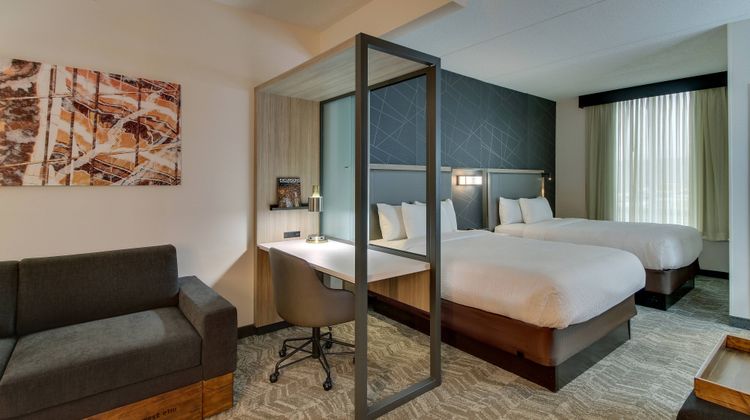 SpringHill Suites Birmingham Downtown Suite