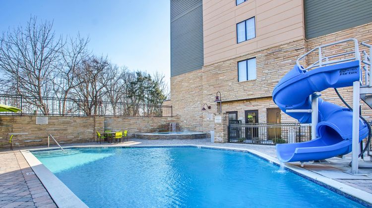 SpringHill Suites Pigeon Forge Pool