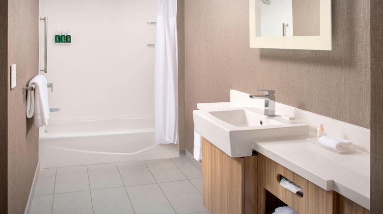 <b>SpringHill Suites Punta Gorda Harborside Room</b>. Images powered by <a href="https://www.leonardoworldwide.com/" title="Leonardo Worldwide" target="_blank">Leonardo</a>.