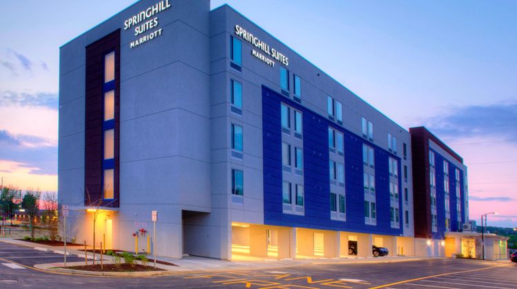 SpringHill Suites Newark Downtown Exterior