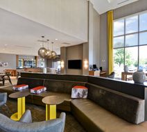 SpringHill Suites Indianapolis Airport Lobby