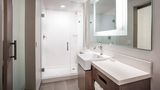 Springhill Suites Downtown Bayfront Room