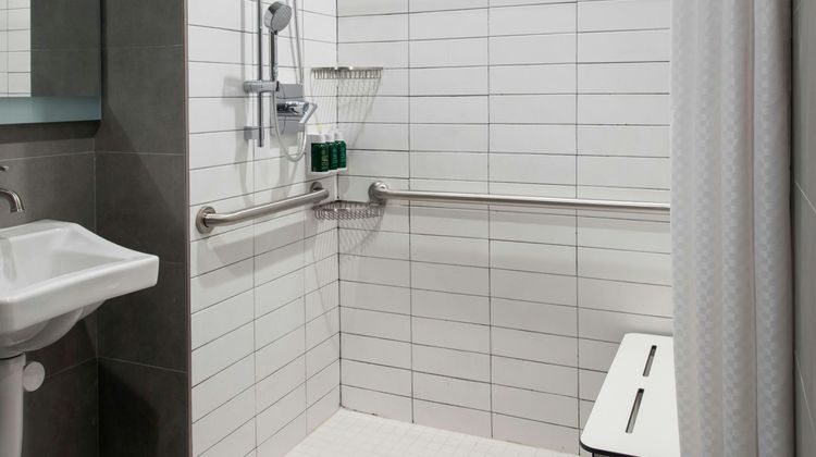 TownePlace Suites NY Long Island City Room