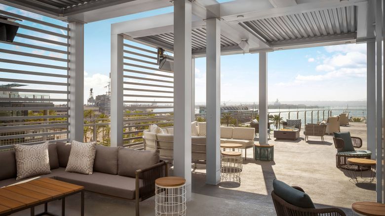 <b>Springhill Suites Downtown Bayfront Restaurant</b>. Images powered by <a href="https://www.leonardoworldwide.com/" title="Leonardo Worldwide" target="_blank">Leonardo</a>.