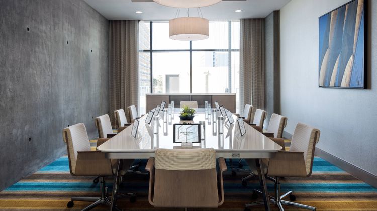 Springhill Suites Downtown Bayfront Meeting