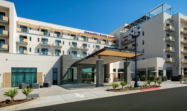 SpringHill Suites Oceanside Beach Exterior