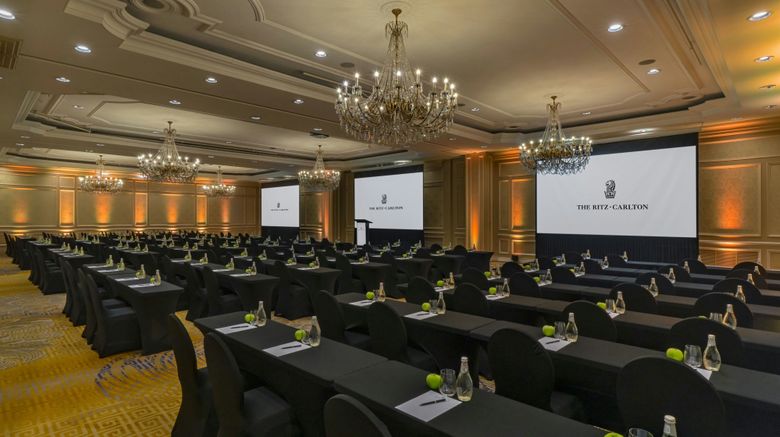 <b>The Ritz-Carlton, Santiago Meeting</b>. Images powered by <a href="https://www.leonardoworldwide.com/" title="Leonardo Worldwide" target="_blank">Leonardo</a>.