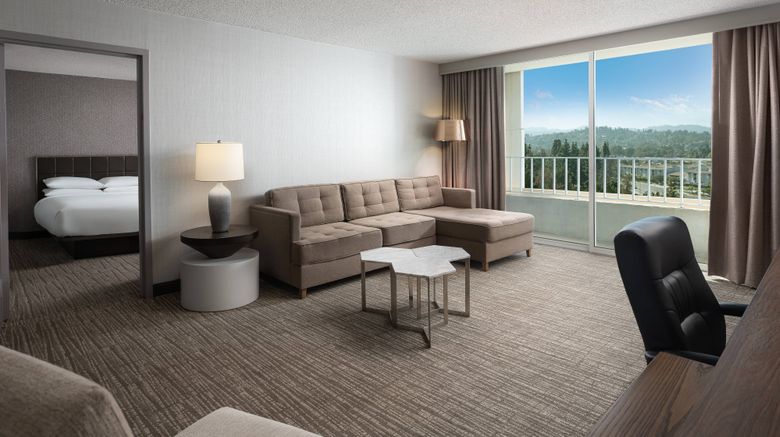 <b>Warner Center Marriott Woodland Hills Room</b>. Images powered by <a href="https://www.leonardoworldwide.com/" title="Leonardo Worldwide" target="_blank">Leonardo</a>.