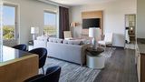 Warner Center Marriott Woodland Hills Suite