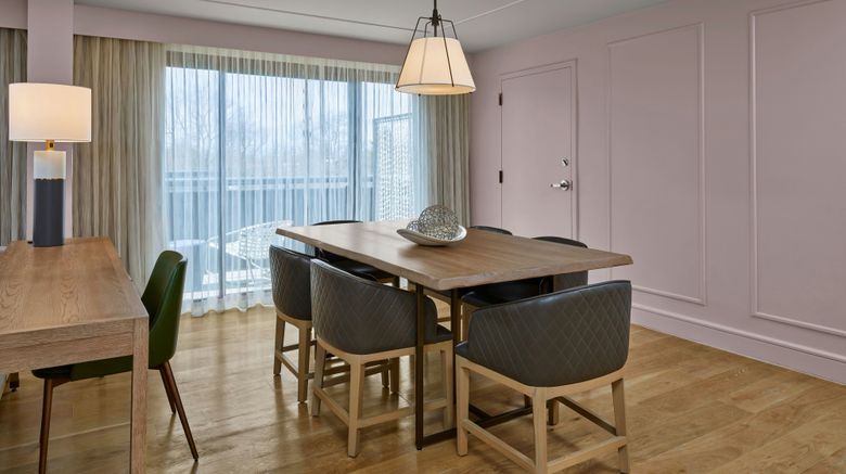<b>Griffin Gate Marriott Golf Resort & Spa Suite</b>. Images powered by <a href="https://www.leonardoworldwide.com/" title="Leonardo Worldwide" target="_blank">Leonardo</a>.