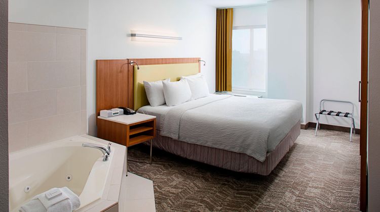 SpringHill Suites Downtown/Historic Dist Pool