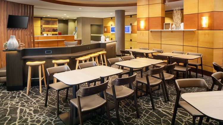 SpringHill Suites Savannah I-95 South Lobby