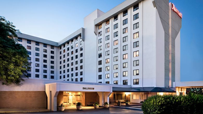 <b>New York LaGuardia Airport Marriott Exterior</b>. Images powered by <a href="https://www.leonardoworldwide.com/" title="Leonardo Worldwide" target="_blank">Leonardo</a>.