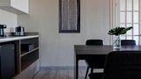 <b>New York LaGuardia Airport Marriott Suite</b>. Images powered by <a href="https://www.leonardoworldwide.com/" title="Leonardo Worldwide" target="_blank">Leonardo</a>.