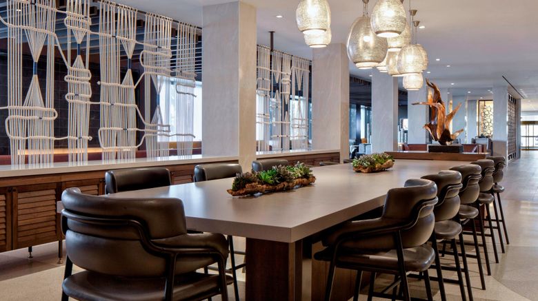 <b>New York LaGuardia Airport Marriott Restaurant</b>. Images powered by <a href="https://www.leonardoworldwide.com/" title="Leonardo Worldwide" target="_blank">Leonardo</a>.