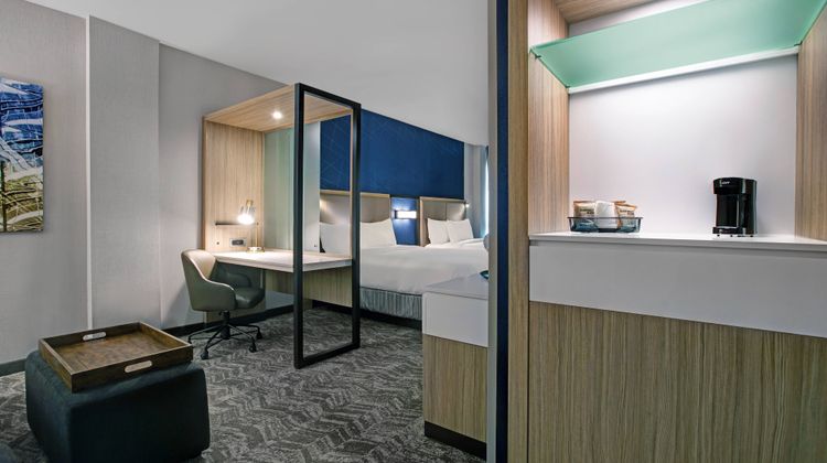 SpringHill Suites Franklin Cool Springs Suite