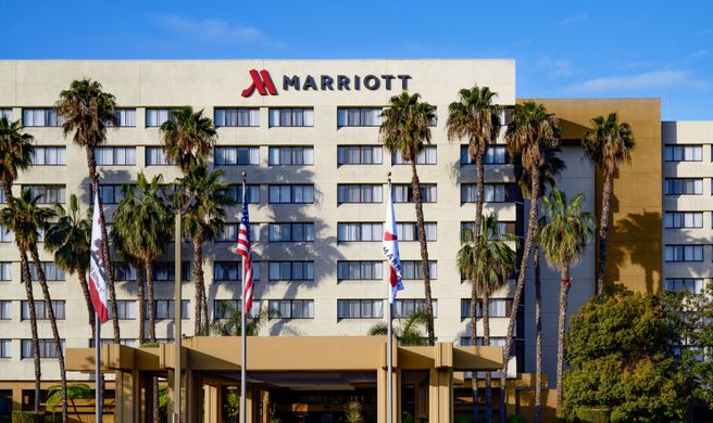 Long Beach Marriott Exterior