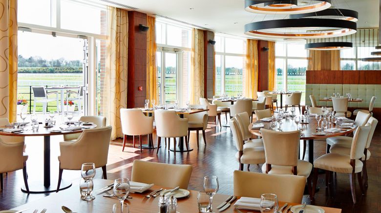 <b>Lingfield Park Marriott Hotel Restaurant</b>. Images powered by <a href="https://www.leonardoworldwide.com/" title="Leonardo Worldwide" target="_blank">Leonardo</a>.