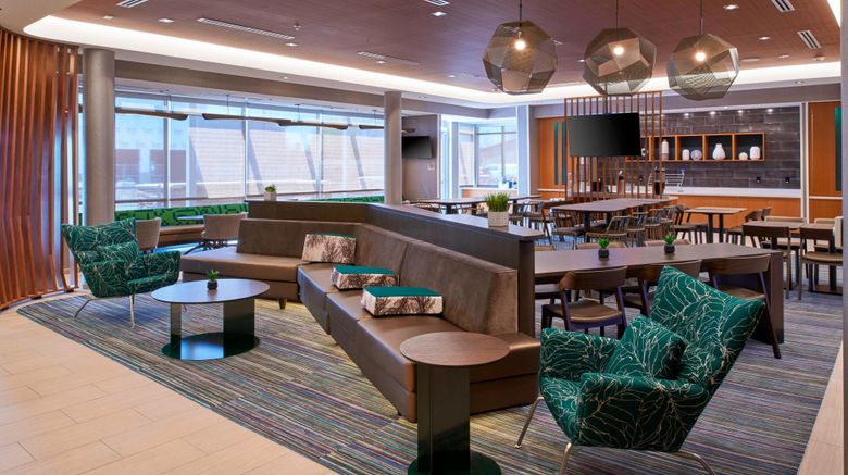 <b>SpringHill Suites East Lansing Univ Area Lobby</b>. Images powered by <a href="https://www.leonardoworldwide.com/" title="Leonardo Worldwide" target="_blank">Leonardo</a>.