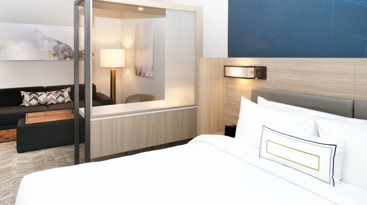 SpringHill Suites Seattle Issaquah Room