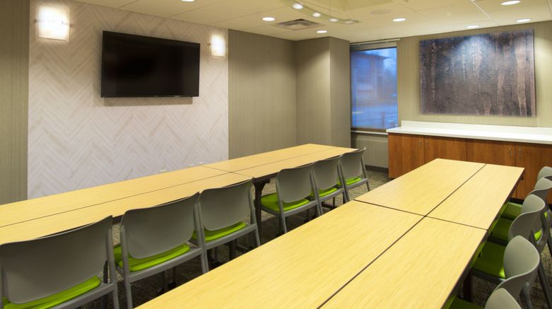 <b>SpringHill Suites Seattle Issaquah Meeting</b>. Images powered by <a href="https://www.leonardoworldwide.com/" title="Leonardo Worldwide" target="_blank">Leonardo</a>.