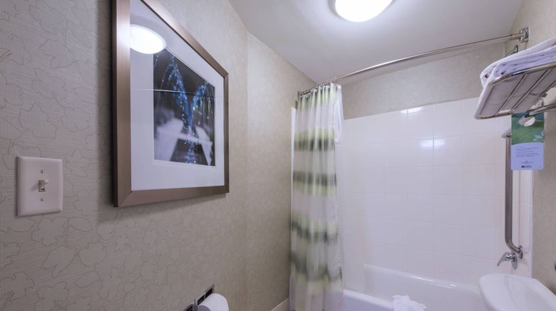 <b>SpringHill Suites by Marriott Room</b>. Images powered by <a href="https://www.leonardoworldwide.com/" title="Leonardo Worldwide" target="_blank">Leonardo</a>.