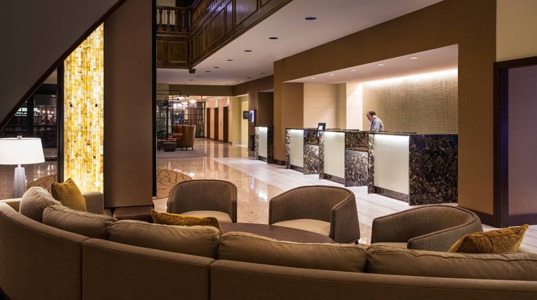 <b>The Lincoln Marriott Cornhusker Hotel Lobby</b>. Images powered by <a href="https://www.leonardoworldwide.com/" title="Leonardo Worldwide" target="_blank">Leonardo</a>.