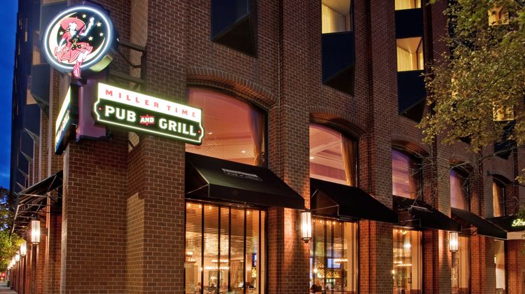 The Lincoln Marriott Cornhusker Hotel Exterior