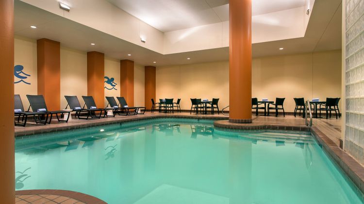 The Lincoln Marriott Cornhusker Hotel Pool