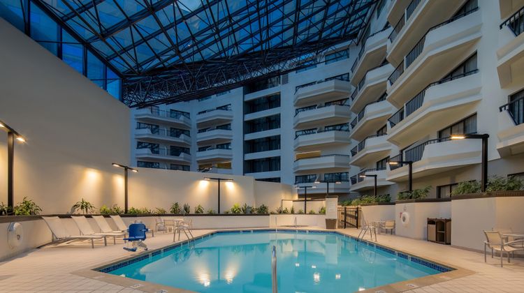 Sheraton Detroit Metro Airport Pool