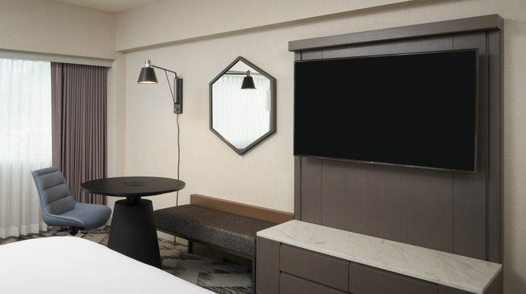 Sheraton Detroit Novi Hotel Room