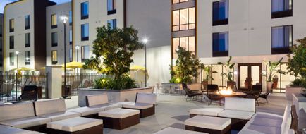 SpringHill Stes Los Angeles Burbank/Dtwn Exterior