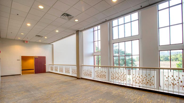 <b>SpringHill Suites by Marriott Meeting</b>. Images powered by <a href="https://www.leonardoworldwide.com/" title="Leonardo Worldwide" target="_blank">Leonardo</a>.