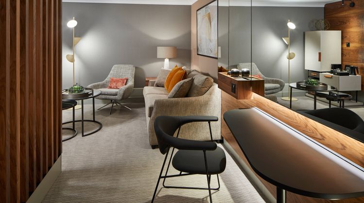London Marriott Hotel Kensington Suite