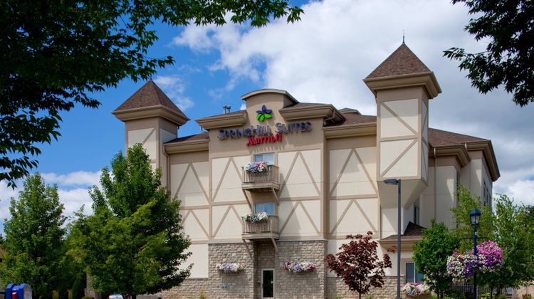 SpringHill Suites Frankenmuth Exterior