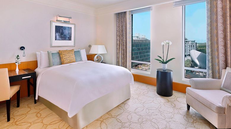 <b>Ritz-Carlton Executive Residences, Dubai Room</b>. Images powered by <a href="https://www.leonardoworldwide.com/" title="Leonardo Worldwide" target="_blank">Leonardo</a>.