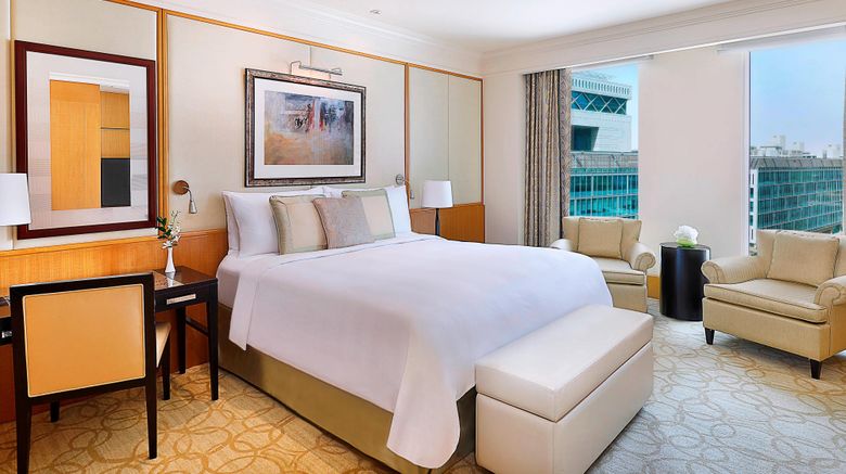<b>Ritz-Carlton Executive Residences, Dubai Room</b>. Images powered by <a href="https://www.leonardoworldwide.com/" title="Leonardo Worldwide" target="_blank">Leonardo</a>.