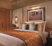 Ritz-Carlton Executive Residences, Dubai Room