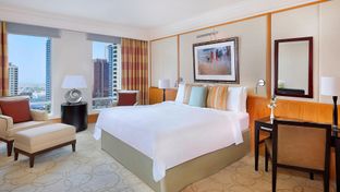Ritz-Carlton Executive Residences, Dubai