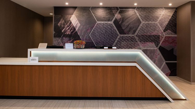 SpringHill Suites Kansas City Northwest Lobby