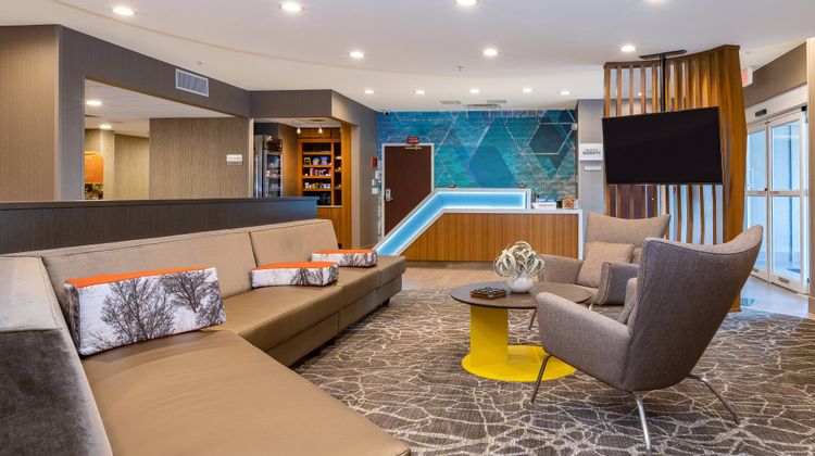 SpringHill Stes Orlando/Altamonte Spring Lobby