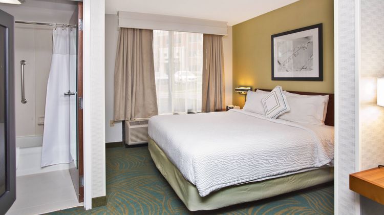 SpringHill Suites Chicago SW Suite