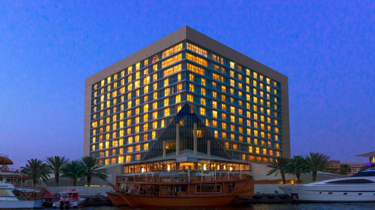 Sheraton Dubai Creek Hotel & Towers Exterior