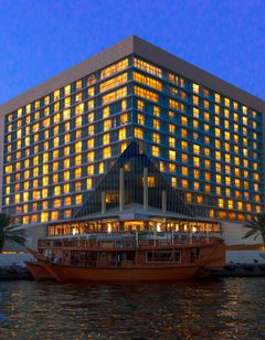 Sheraton Dubai Creek Hotel & Towers