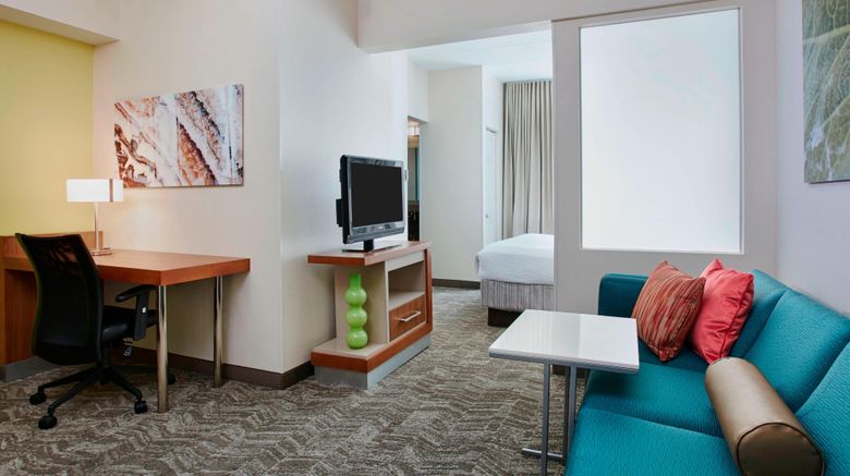 <b>SpringHill Suites Chicago/Woodfield Mall Suite</b>. Images powered by <a href="https://www.leonardoworldwide.com/" title="Leonardo Worldwide" target="_blank">Leonardo</a>.