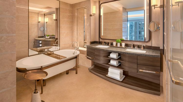 The Ritz-Carlton, Shenzhen Room